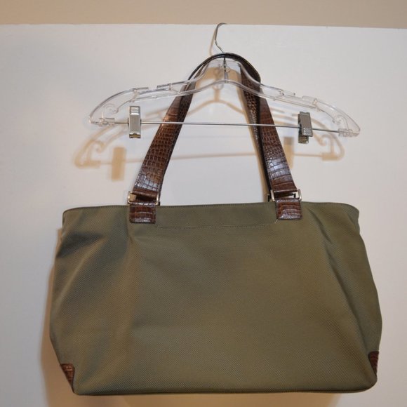 LEE's Needle ART Handle Bag Large Green Hacki faux Leather Handles approx. 18x11 - Picture 3 of 16